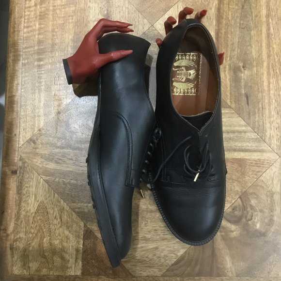 Hazama shoes size 27.5New UNISEX (12 W 10 M)